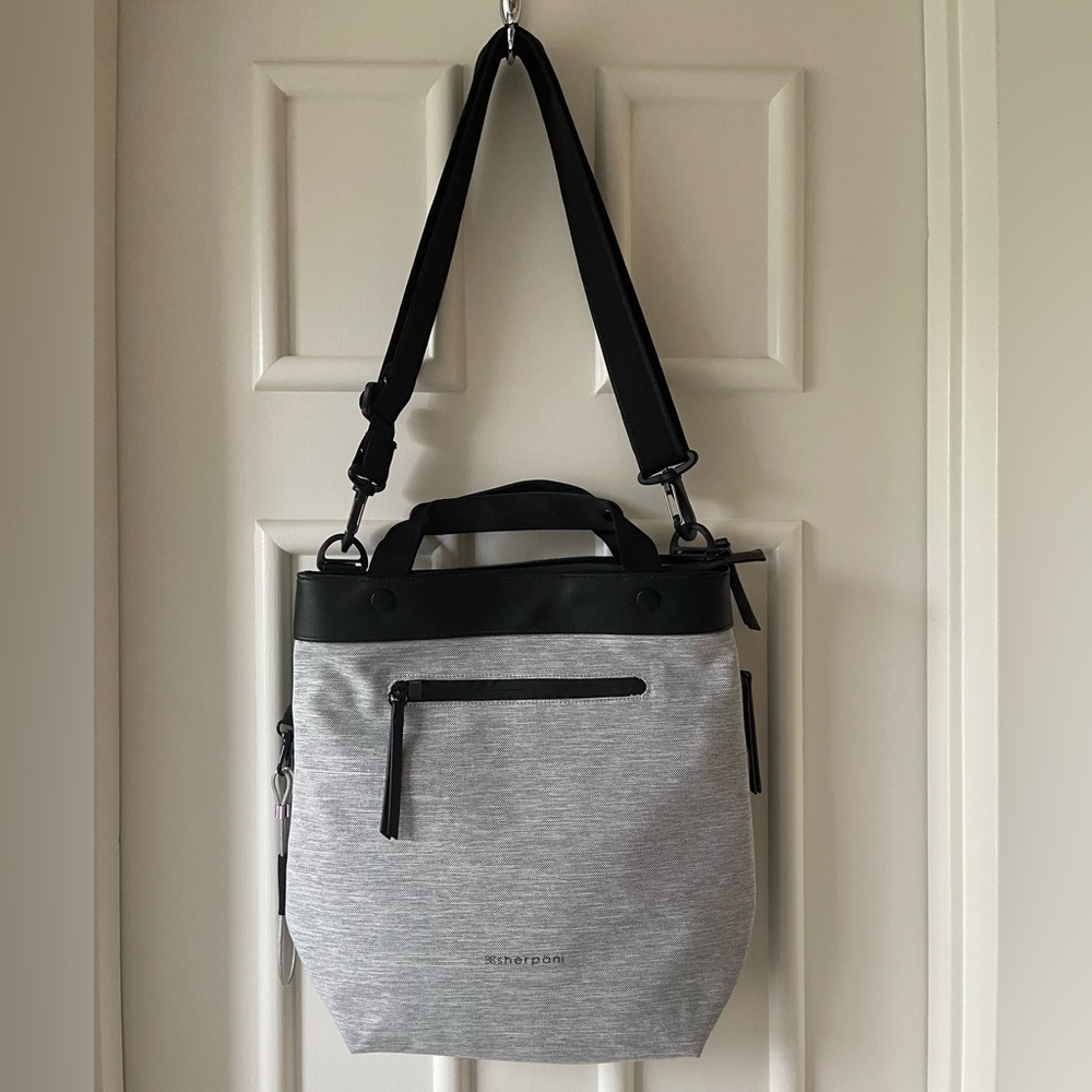 NWOT Sherpani Crossbody Anti-theft Bag